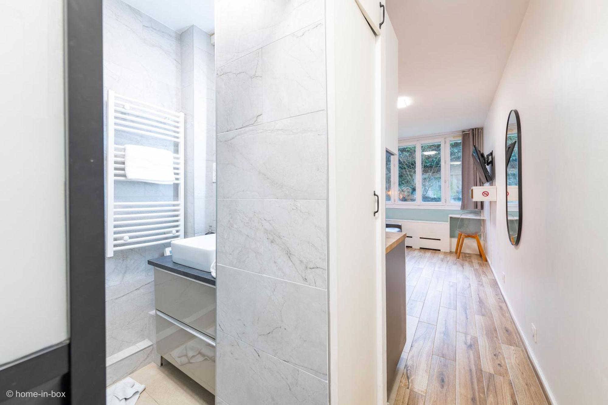 Studio Moderne Au Coeur De Париж Екстериор снимка
